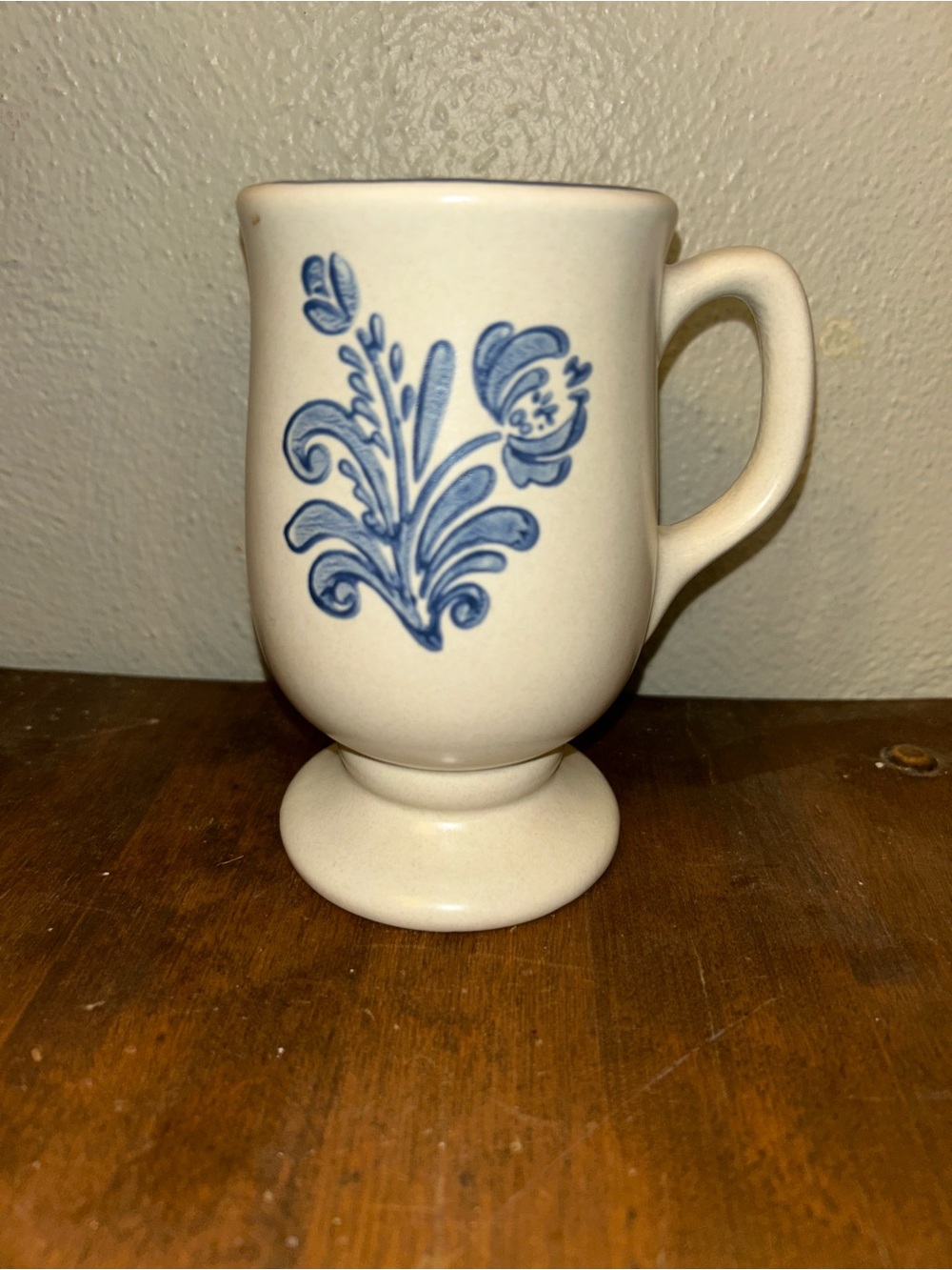 Vintage Pfaltzgraff Yorktowne Mug